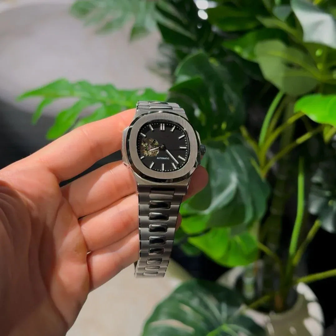 NAUTIKO BLACK OPEN MOVEMENT